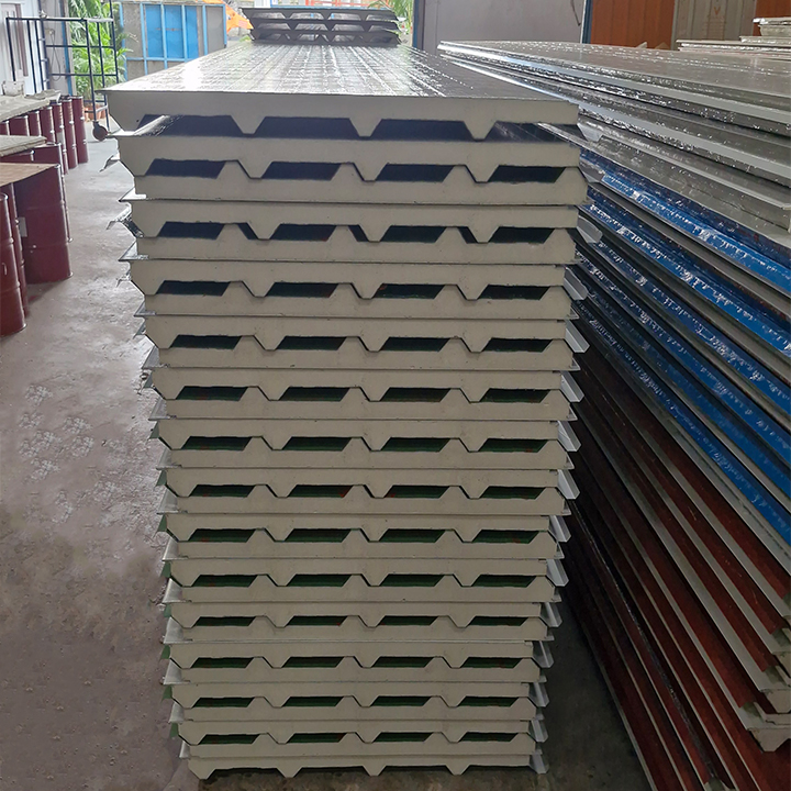 Puf Sandwich Roof Panel